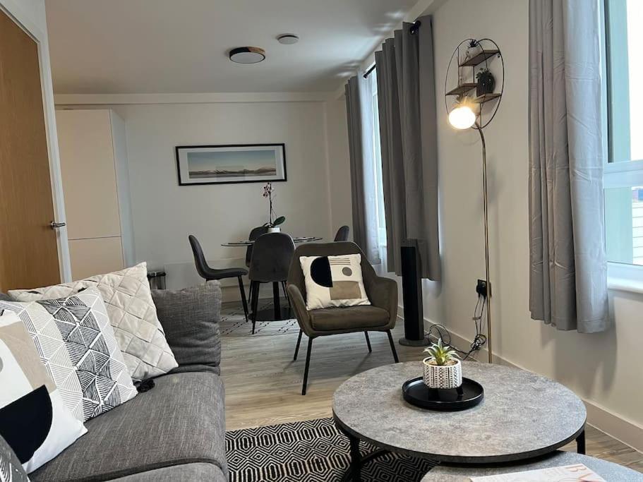 Prime Suite 2 Bedroom Apartment With Rooftop Terrace Манчестер Екстер'єр фото